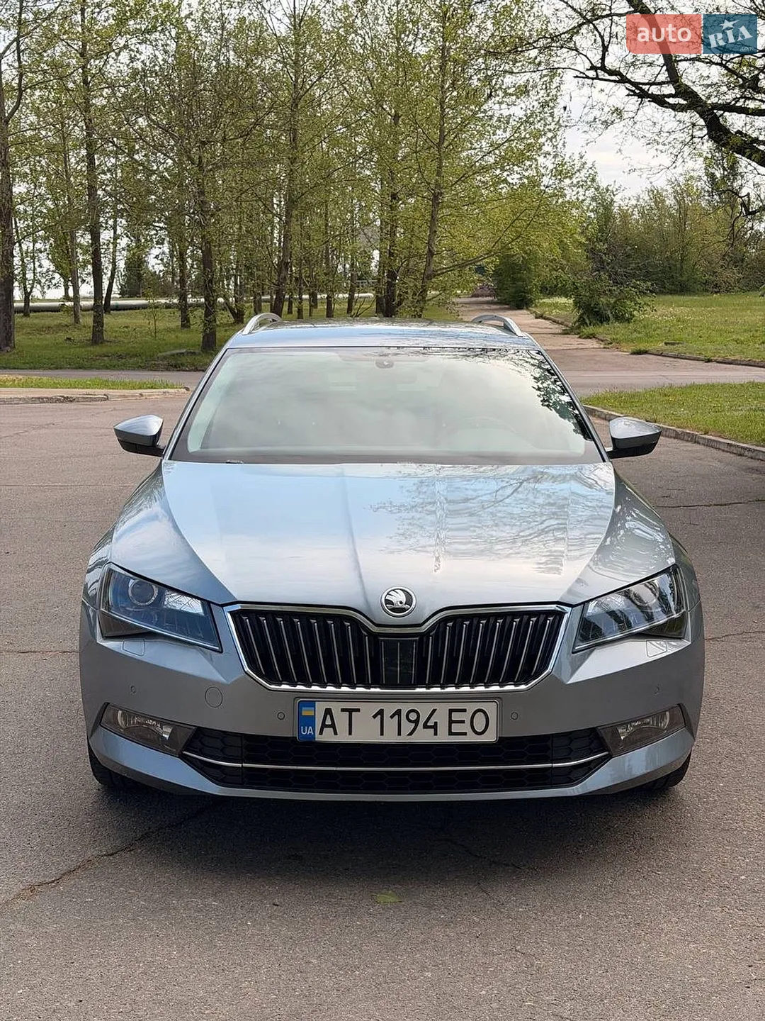 2016 Skoda Superb - мініатюра 2