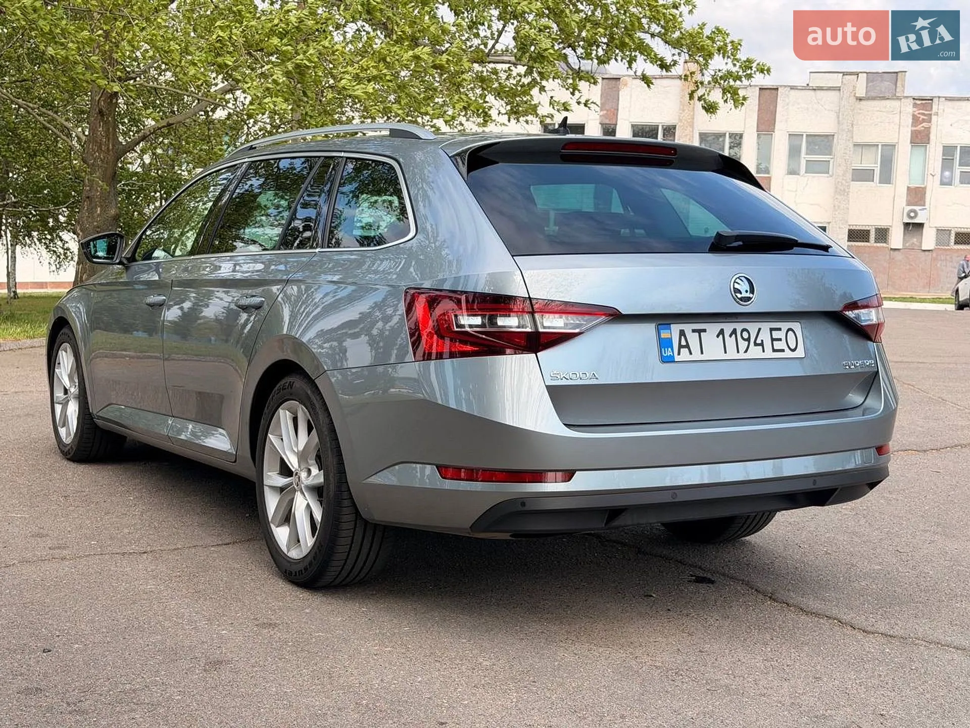 2016 Skoda Superb - мініатюра 12