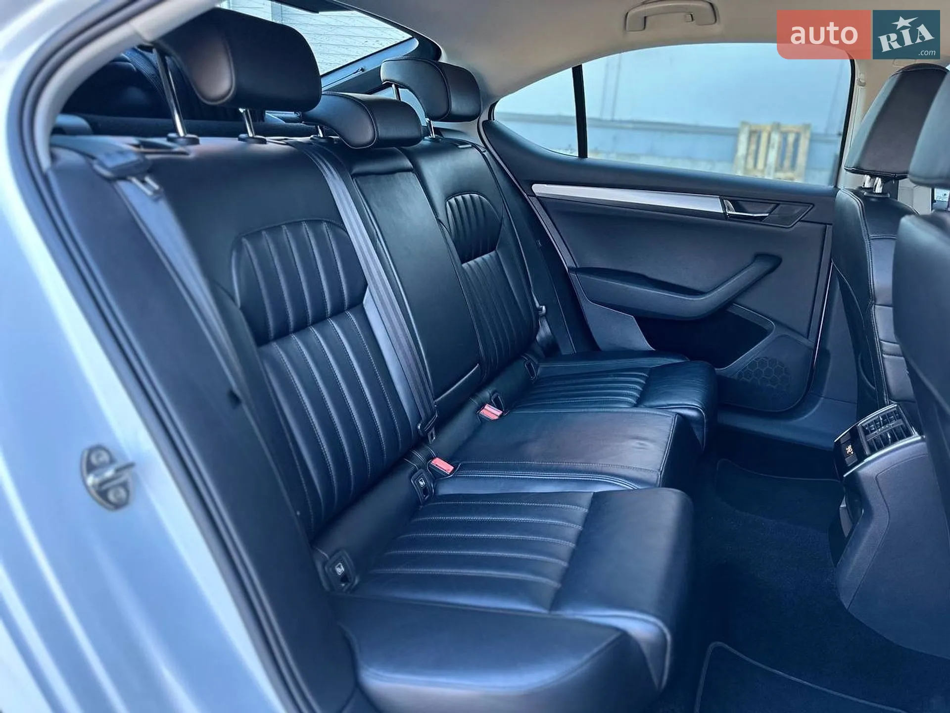 2018 Skoda Superb - мініатюра 21