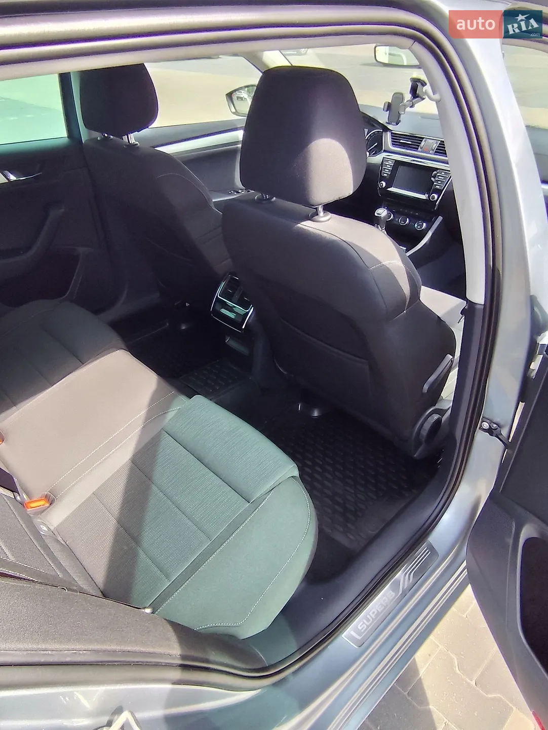 2016 Skoda Superb - мініатюра 8