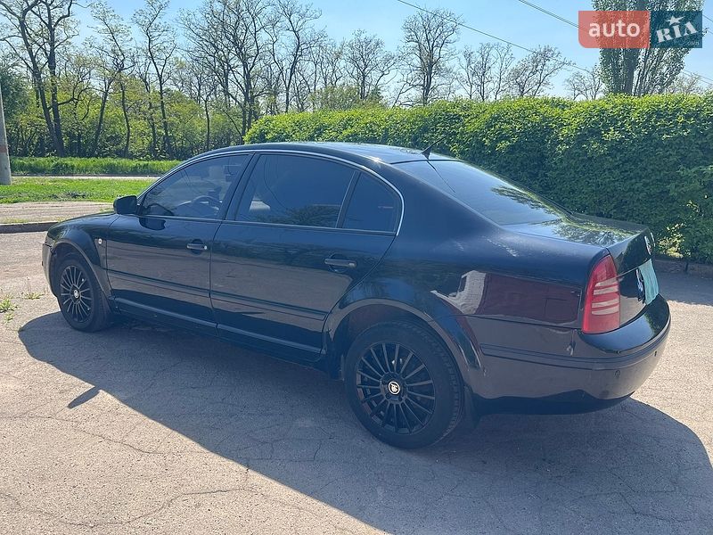Skoda Superb 2004
