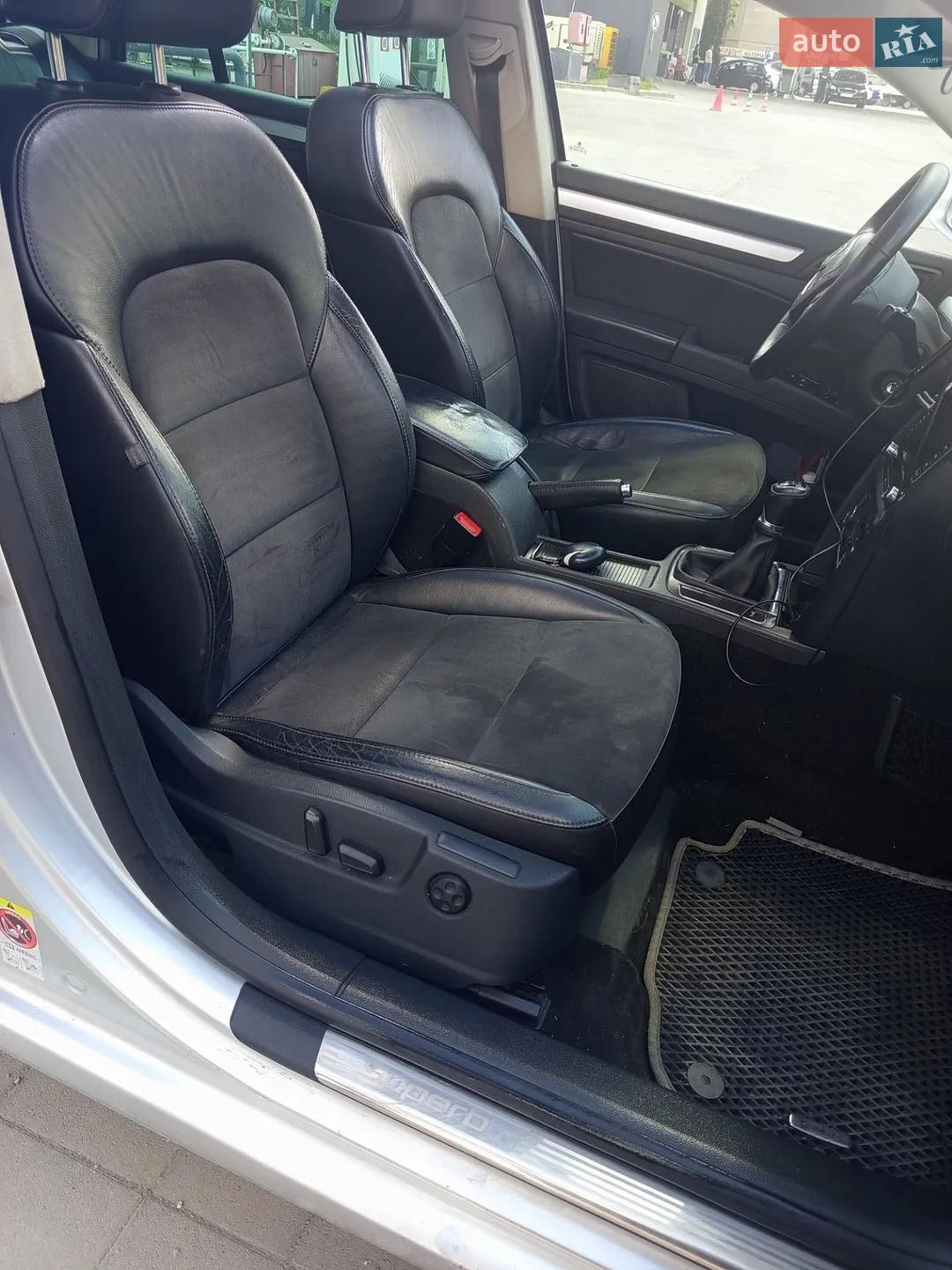 2012 Skoda Superb - мініатюра 10