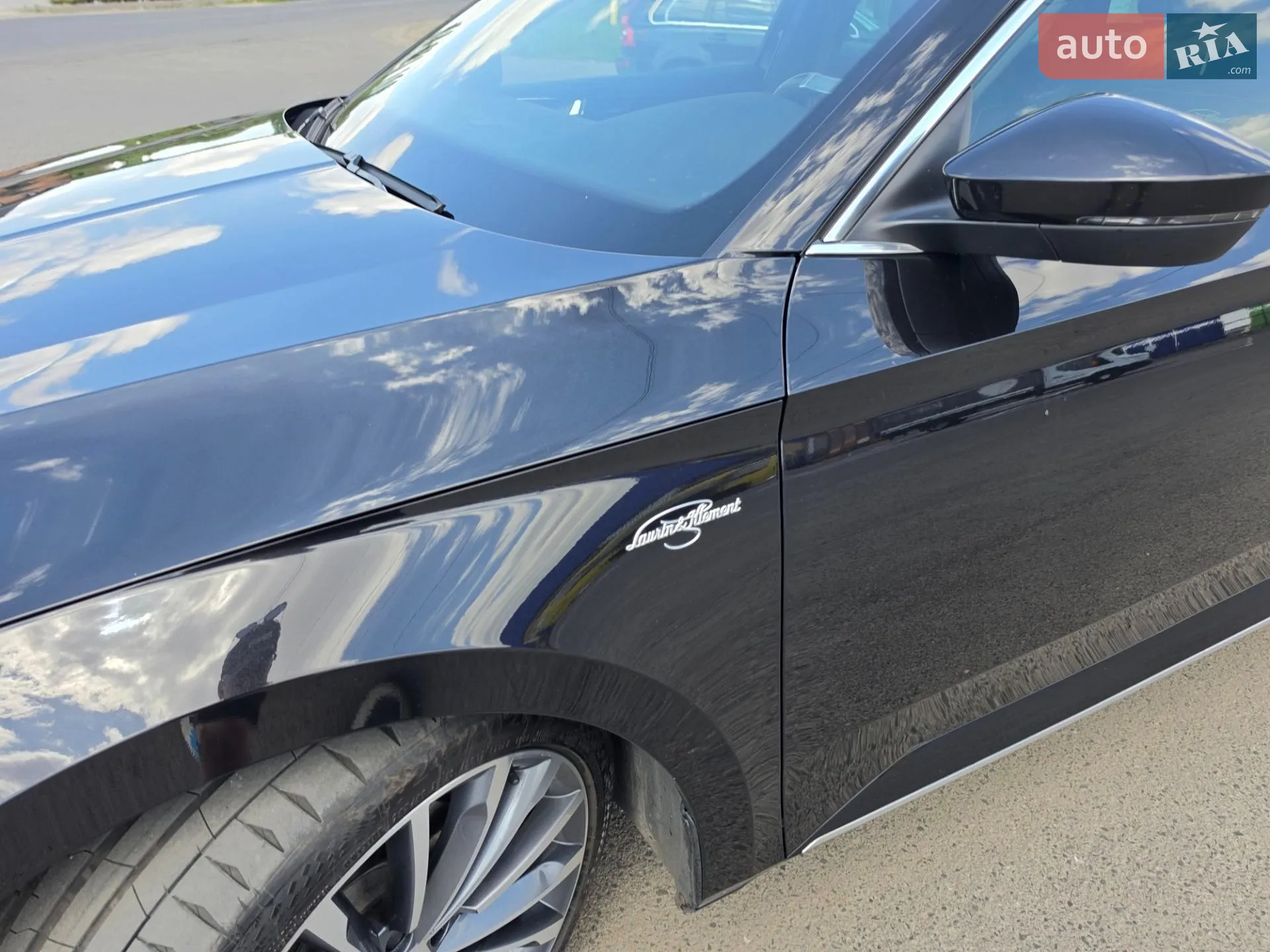 2019 Skoda Superb - мініатюра 9