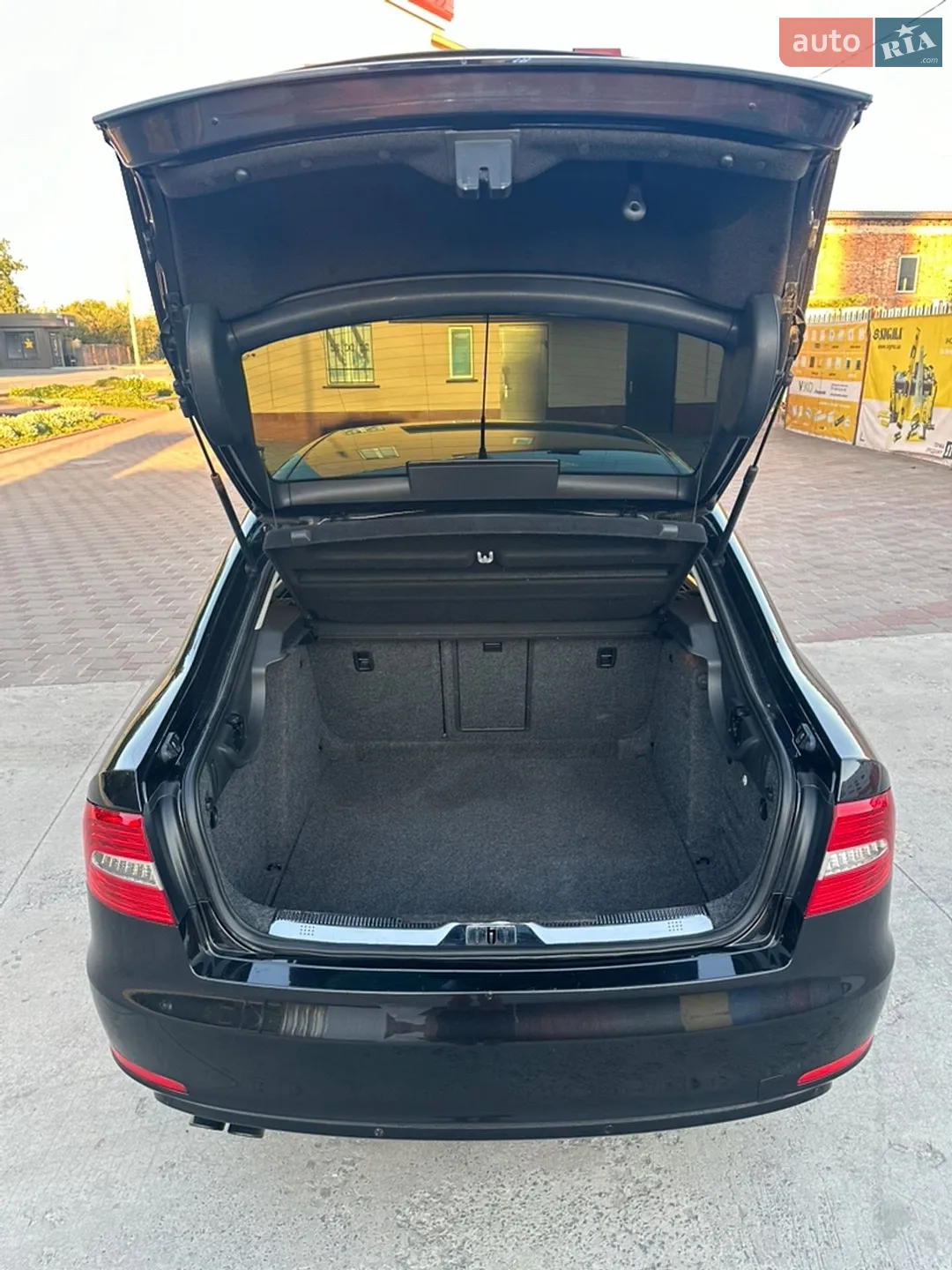 2014 Skoda Superb - мініатюра 12