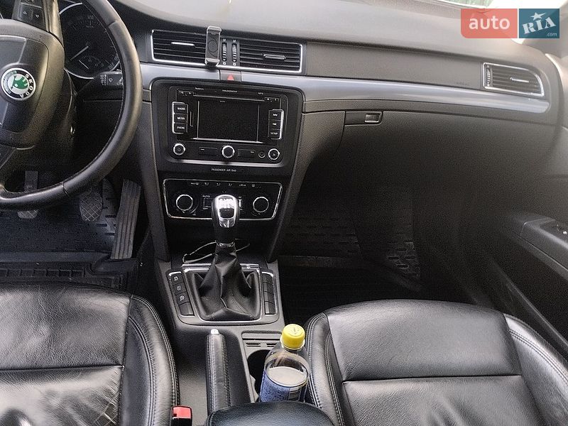 Універсал Skoda Superb 2011 в Києві