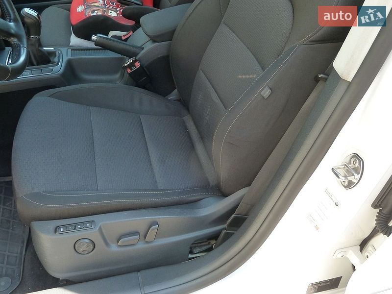 Лифтбек Skoda Superb 2013 в Днепре