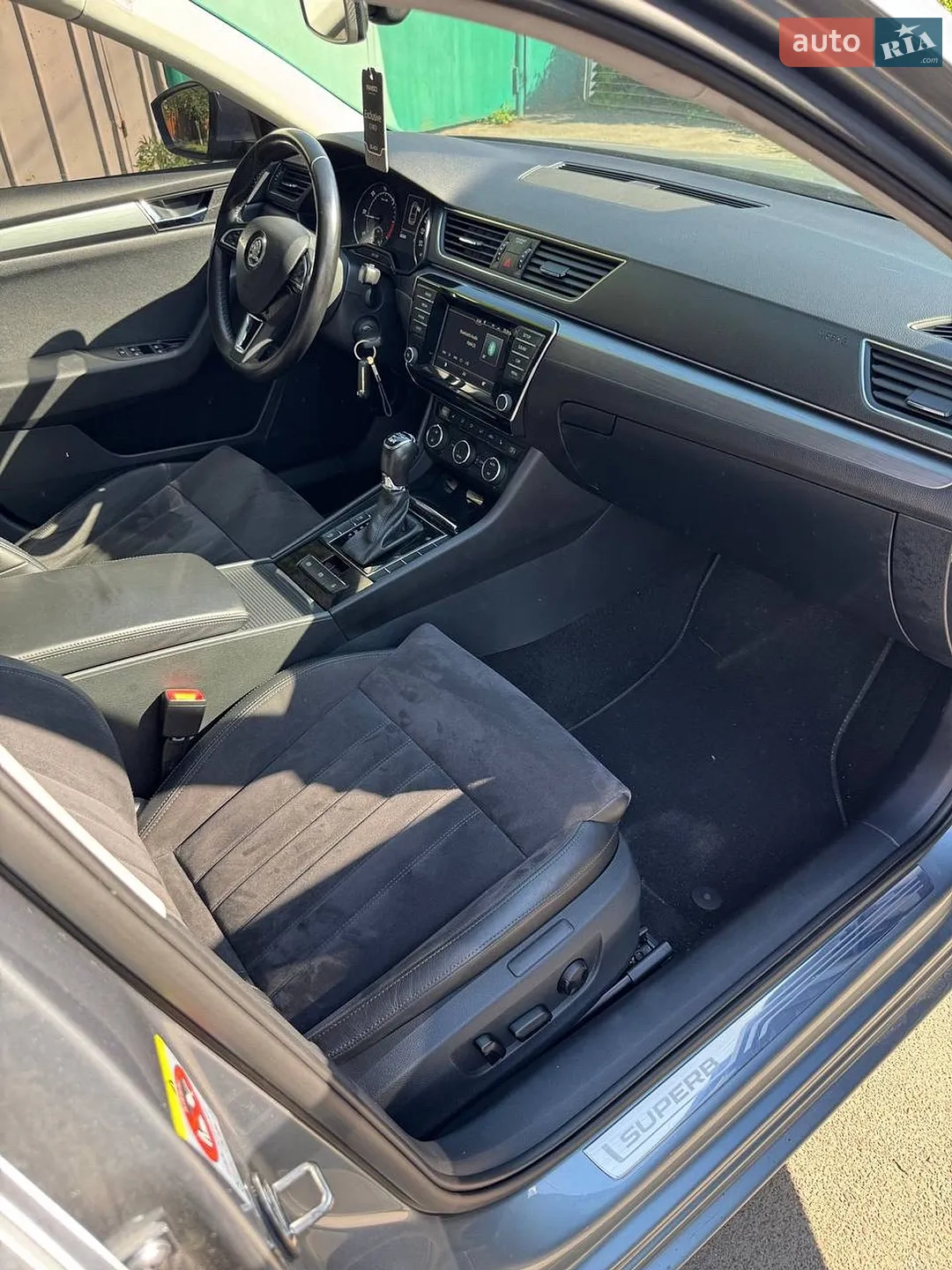 2016 Skoda Superb - мініатюра 14