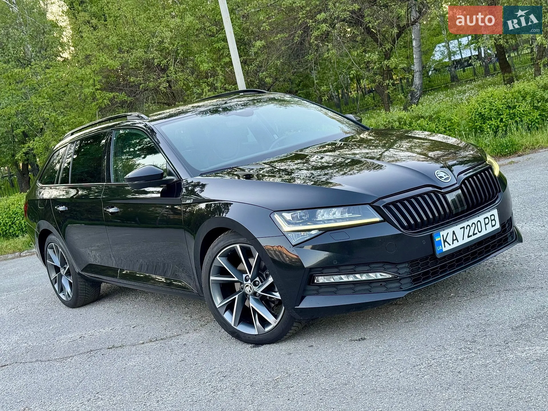 2020 Skoda Superb - фото 1