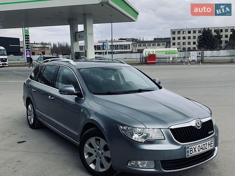 Skoda Superb 2012