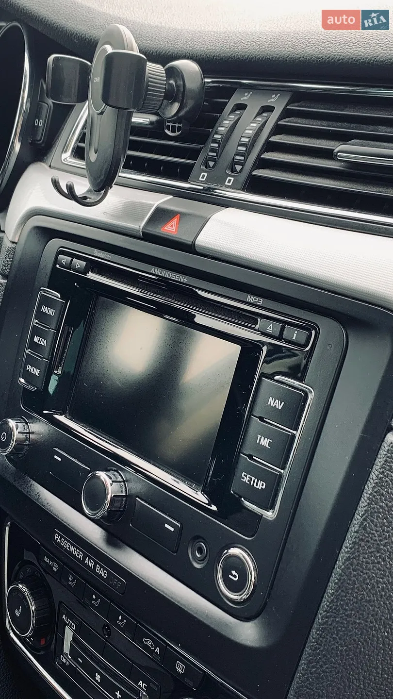 2012 Skoda Superb - мініатюра 17