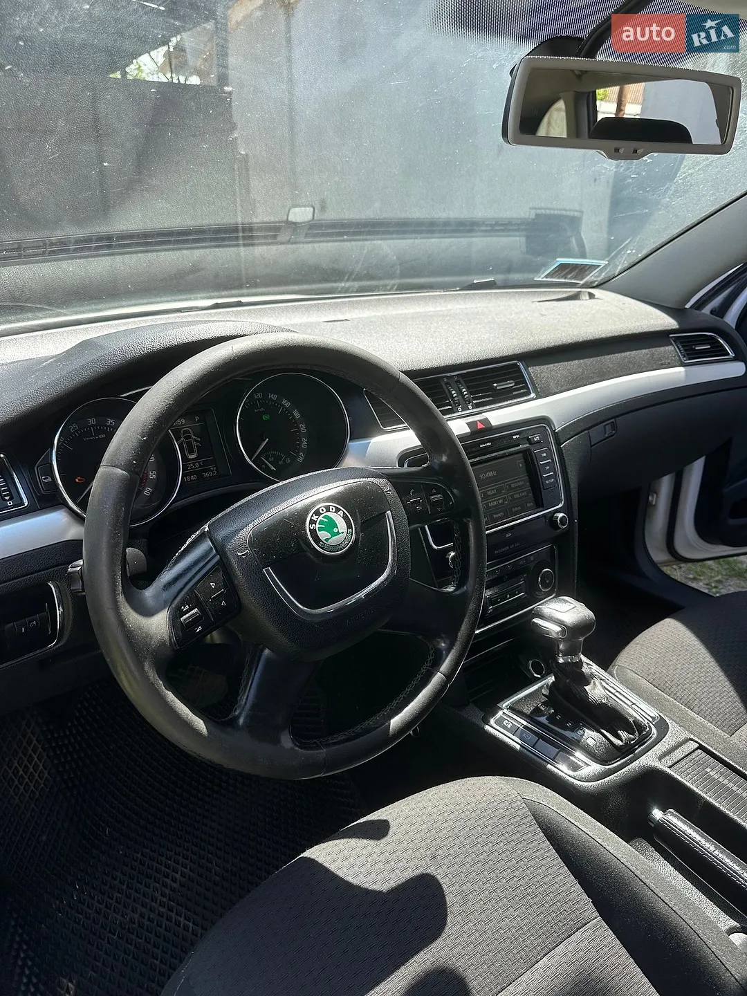 2010 Skoda Superb - мініатюра 34