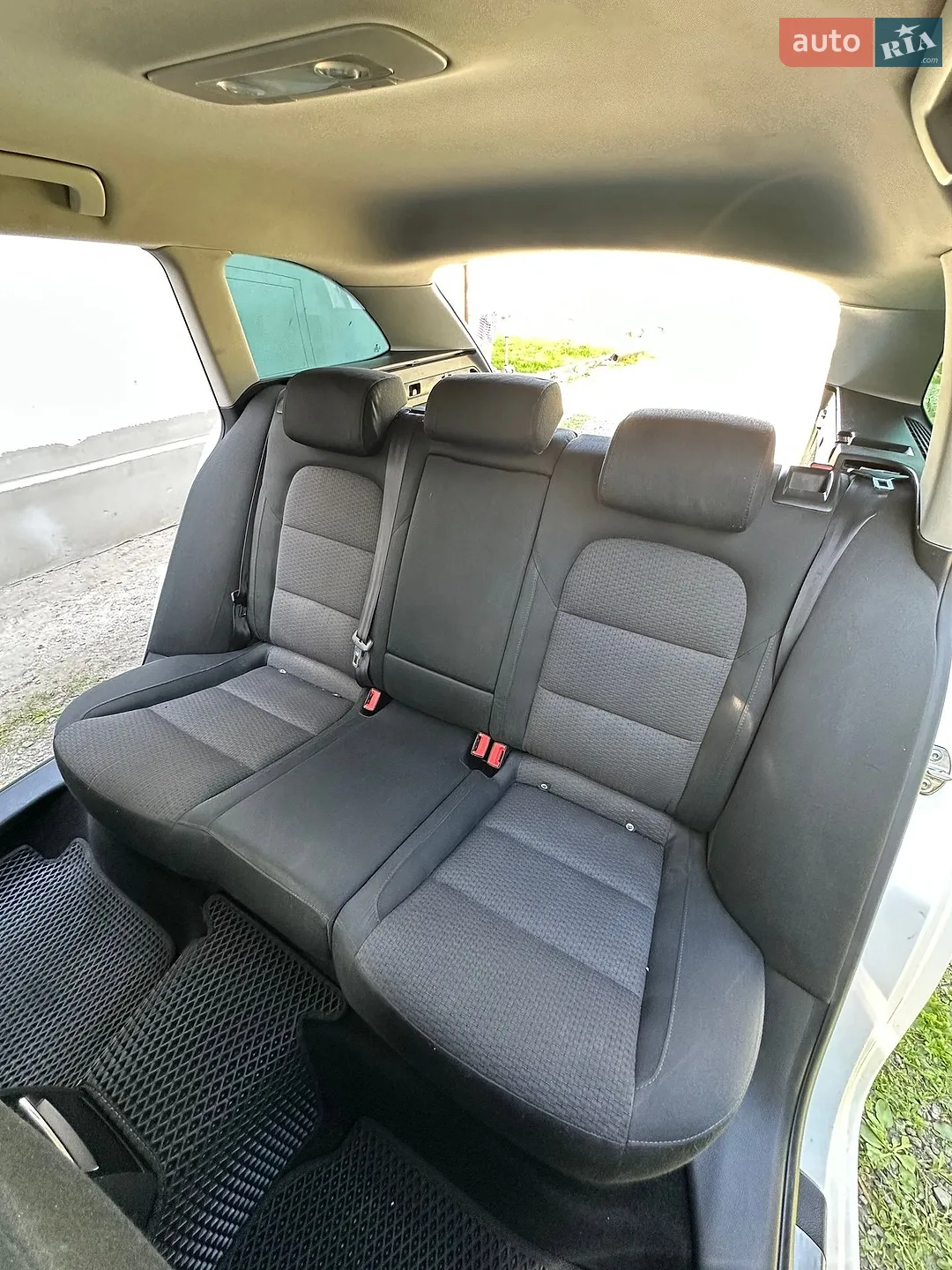 2010 Skoda Superb - мініатюра 21