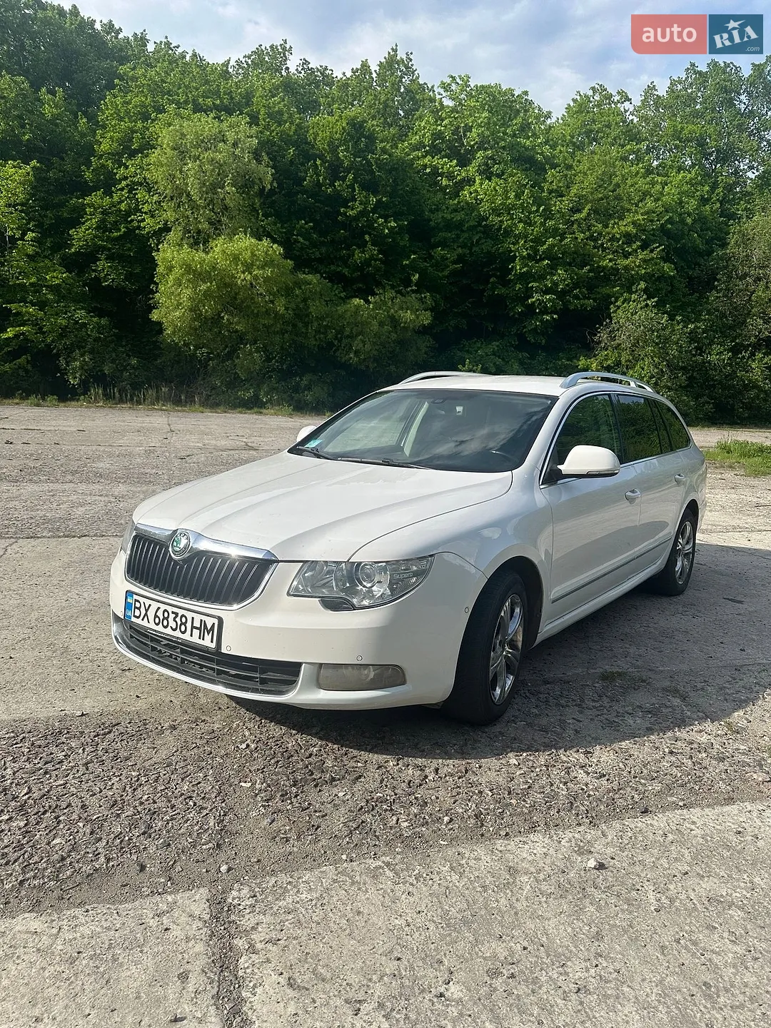 2010 Skoda Superb - мініатюра 4