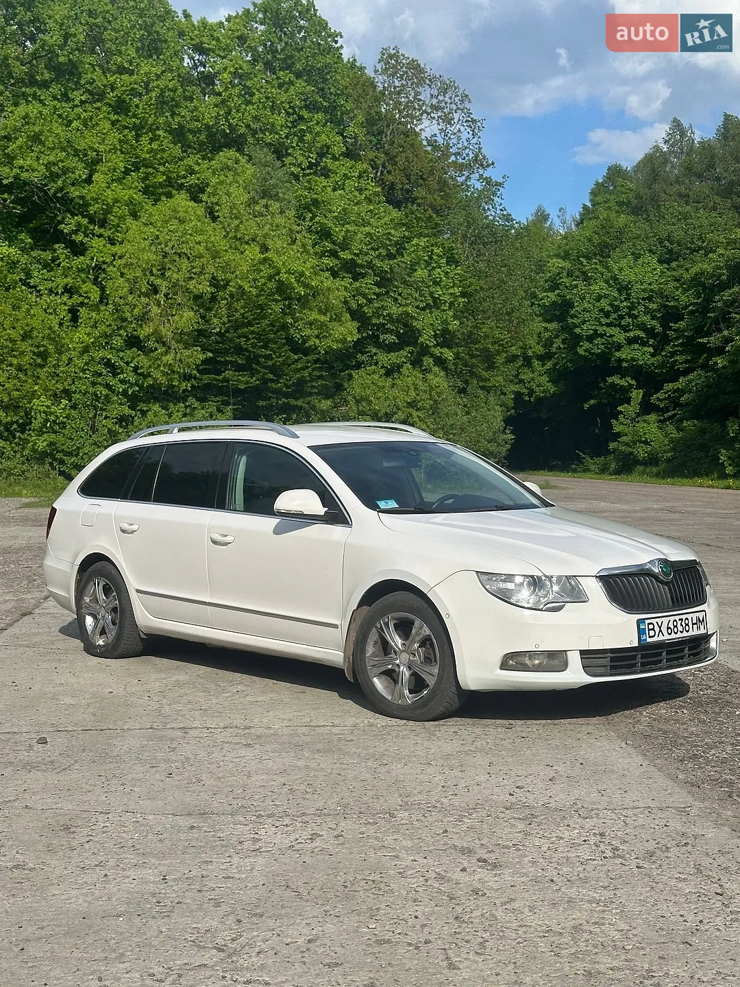 2010 Skoda Superb - мініатюра 7