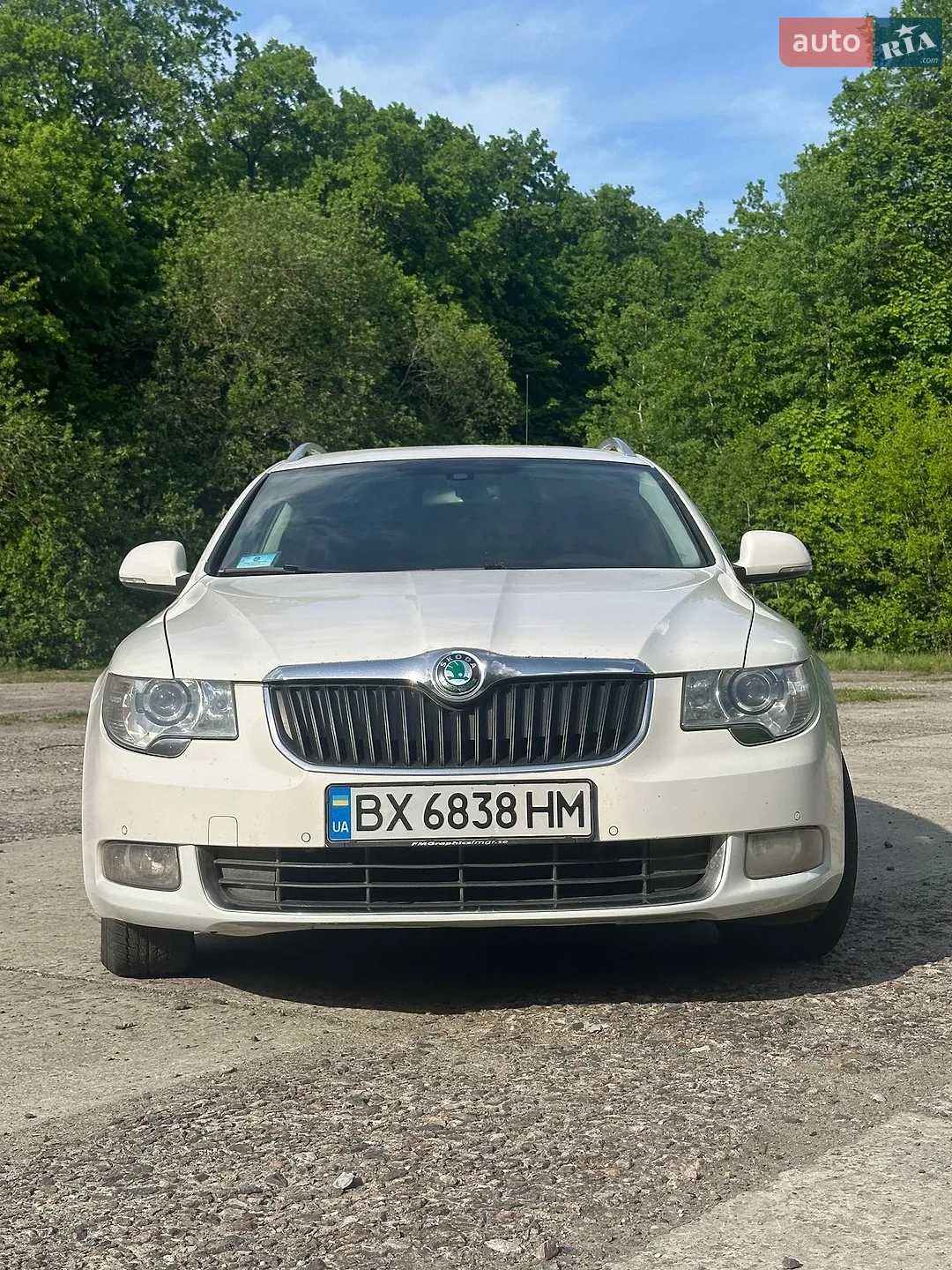 2010 Skoda Superb - мініатюра 2