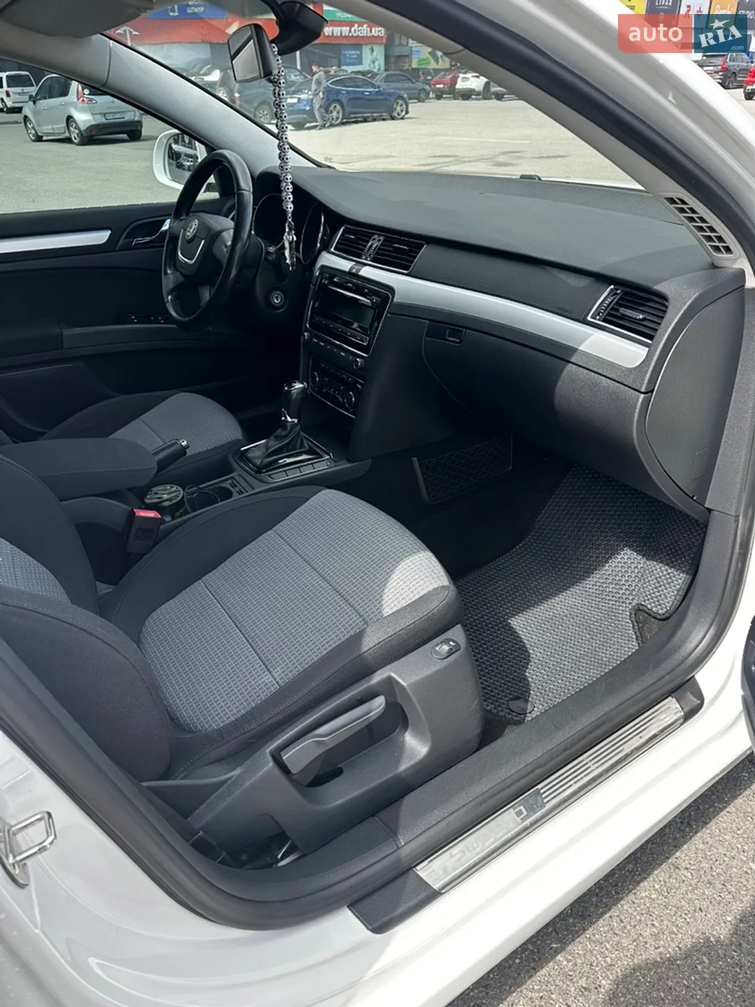 2013 Skoda Superb - мініатюра 26