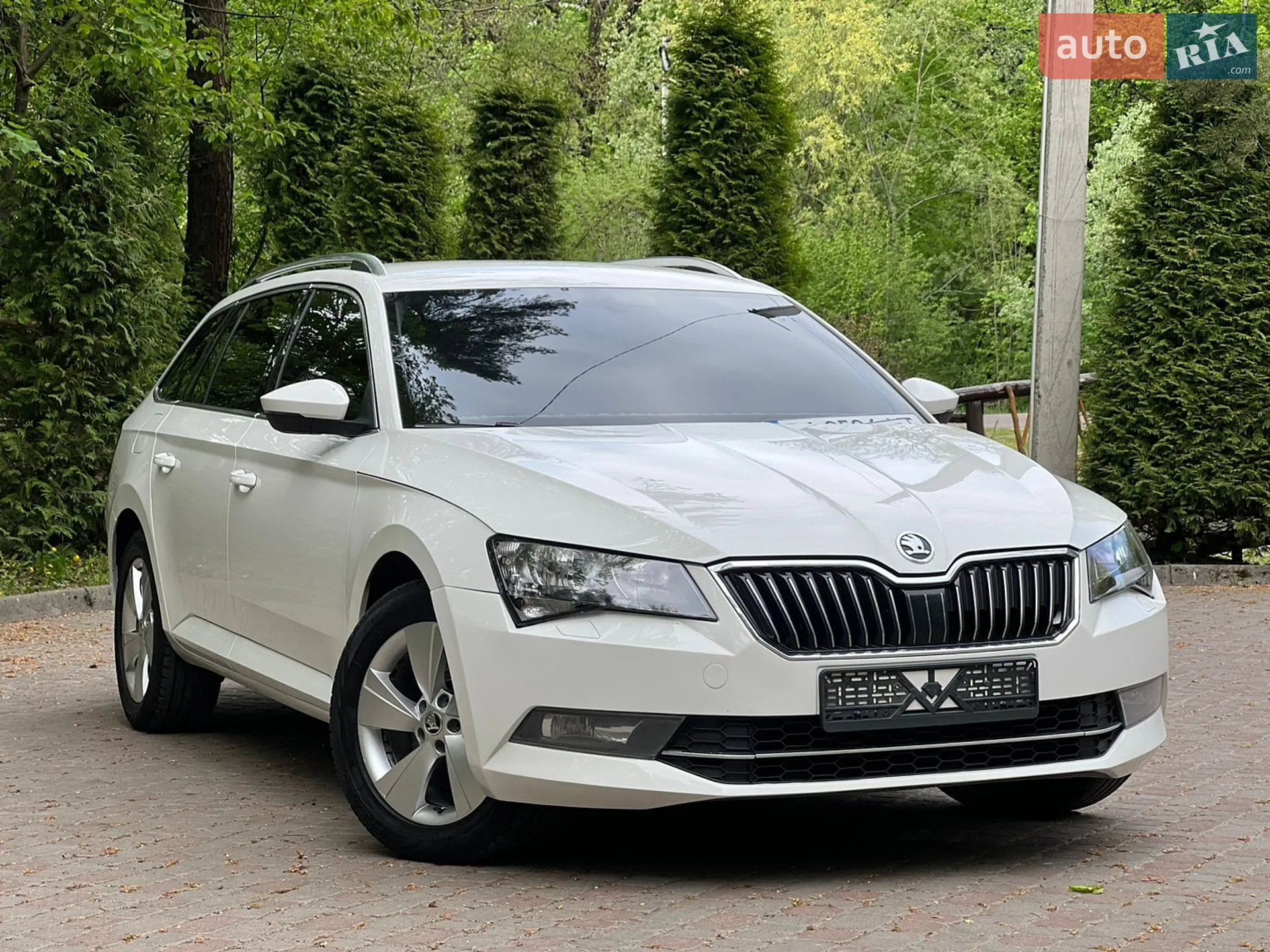 2017 Skoda Superb - мініатюра 43