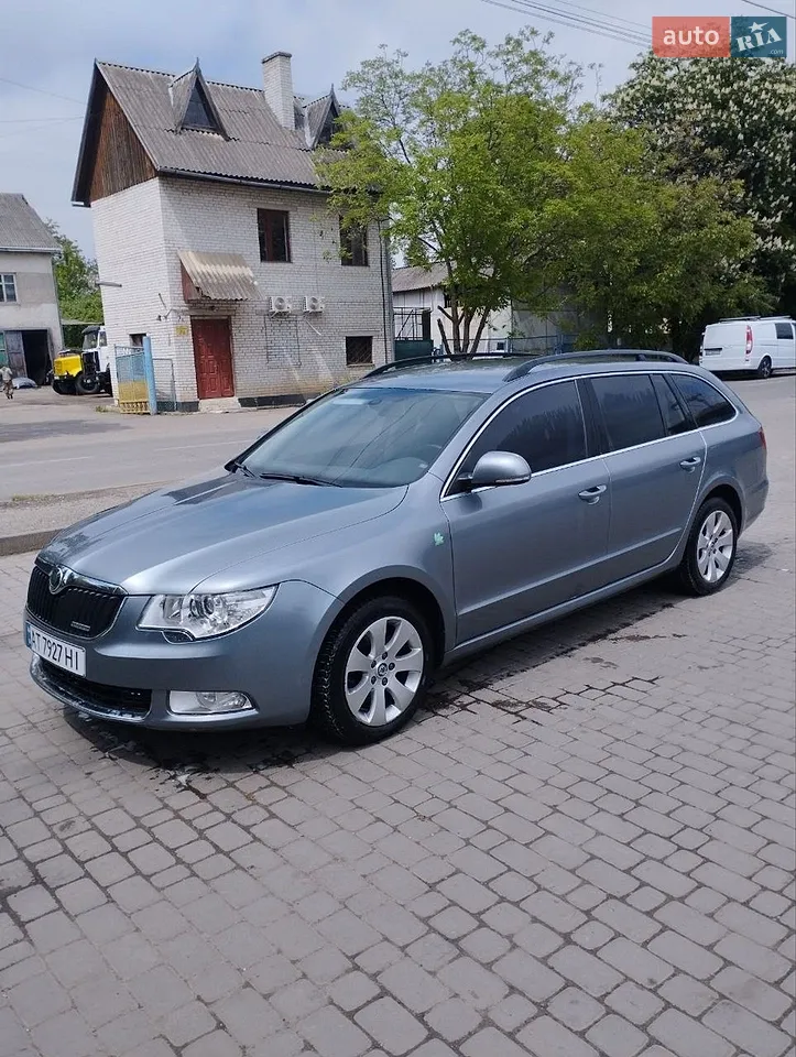 2010 Skoda Superb - мініатюра 26