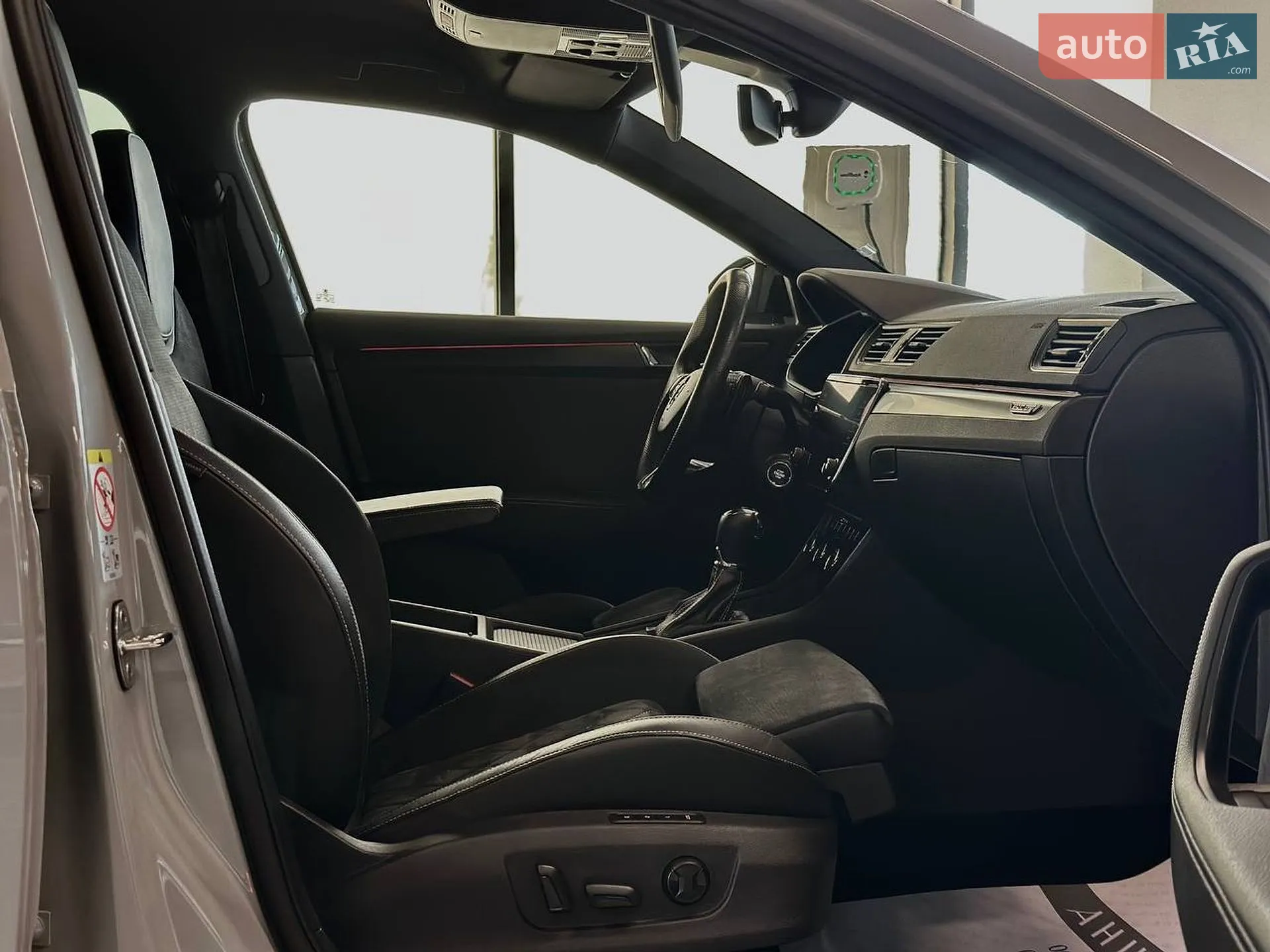 2021 Skoda Superb - мініатюра 36