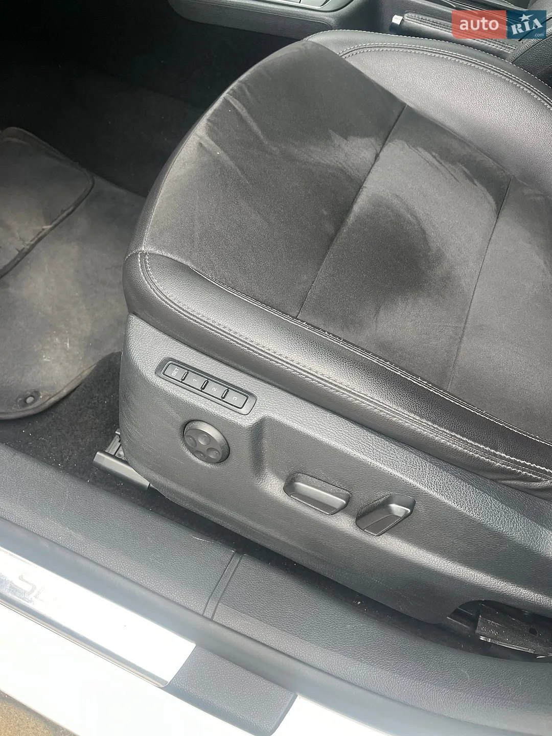 2013 Skoda Superb - мініатюра 23