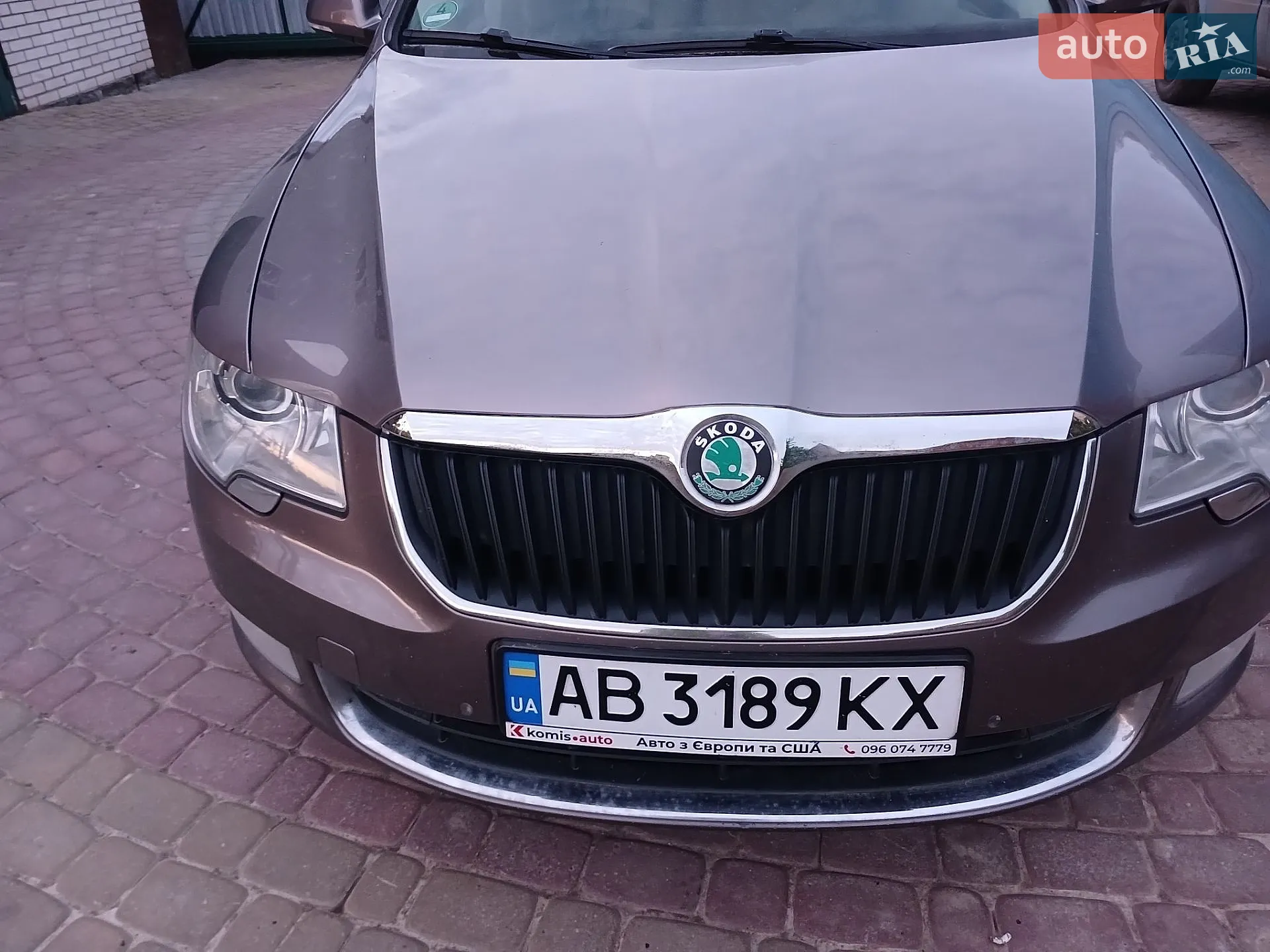 2010 Skoda Superb - фото 1