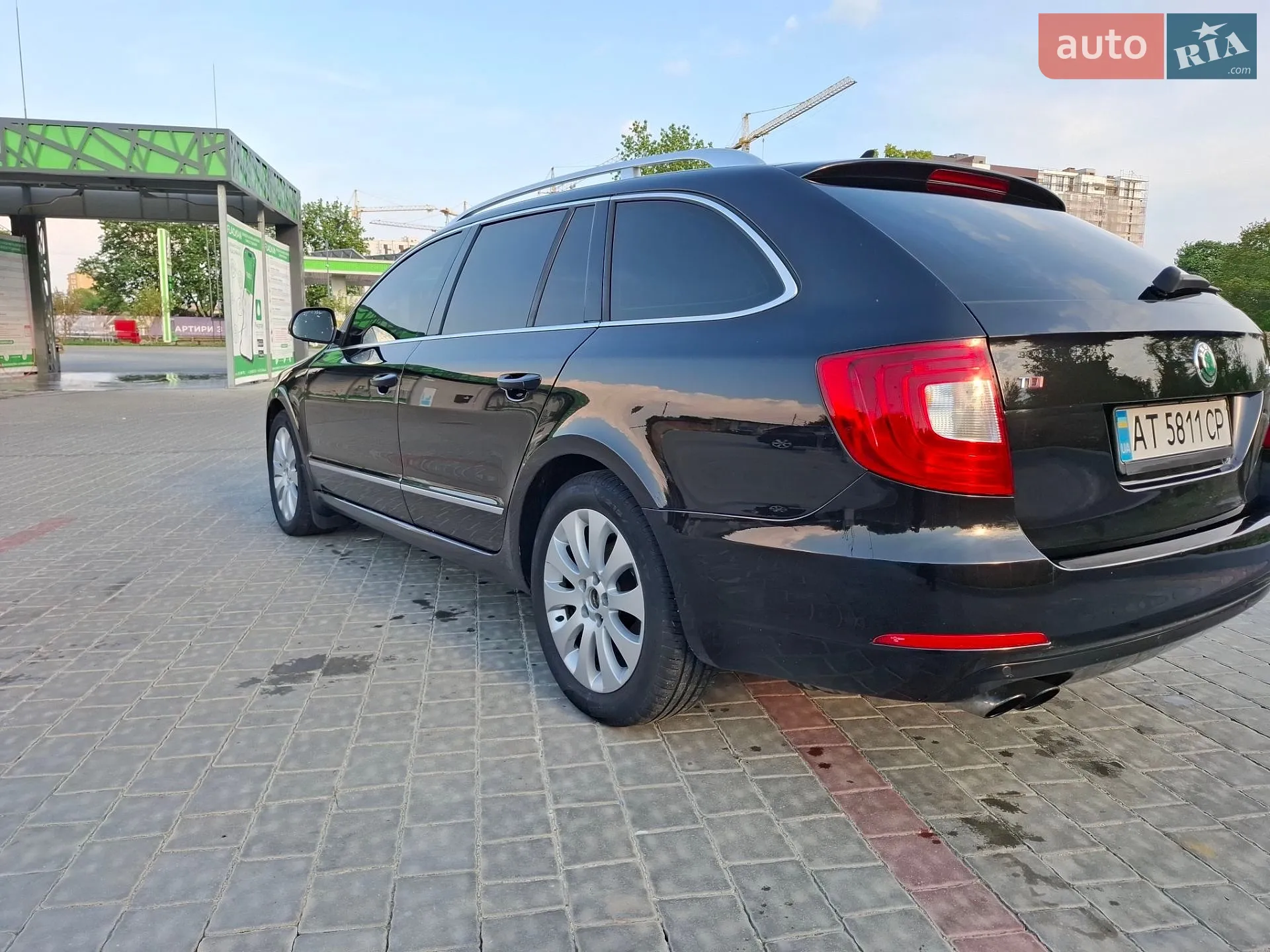 2011 Skoda Superb - мініатюра 13