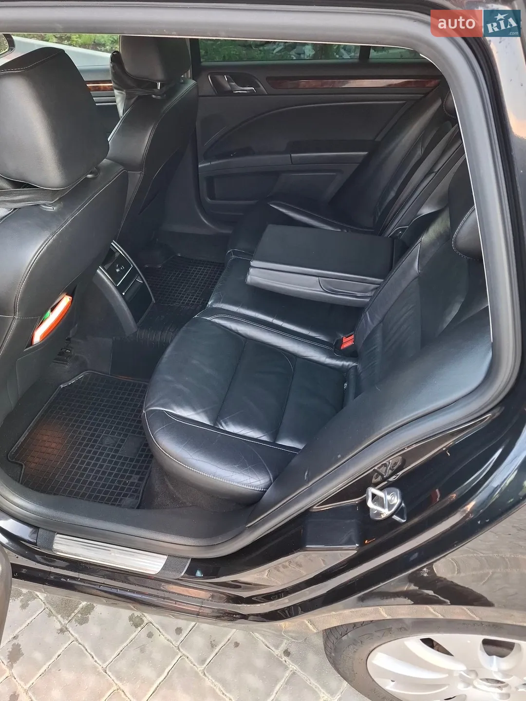 2011 Skoda Superb - мініатюра 27