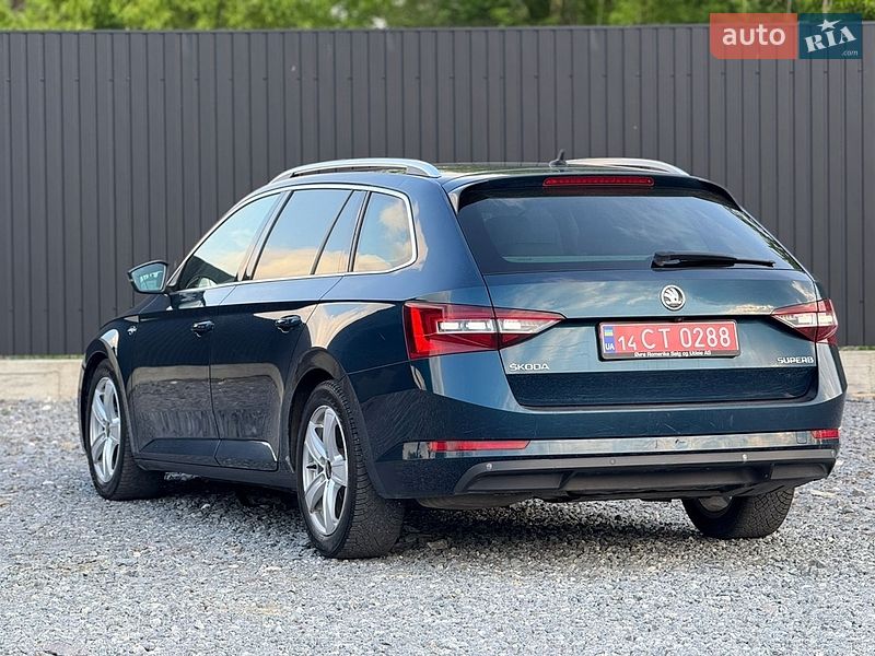 Универсал Skoda Superb 2017 в Дрогобыче