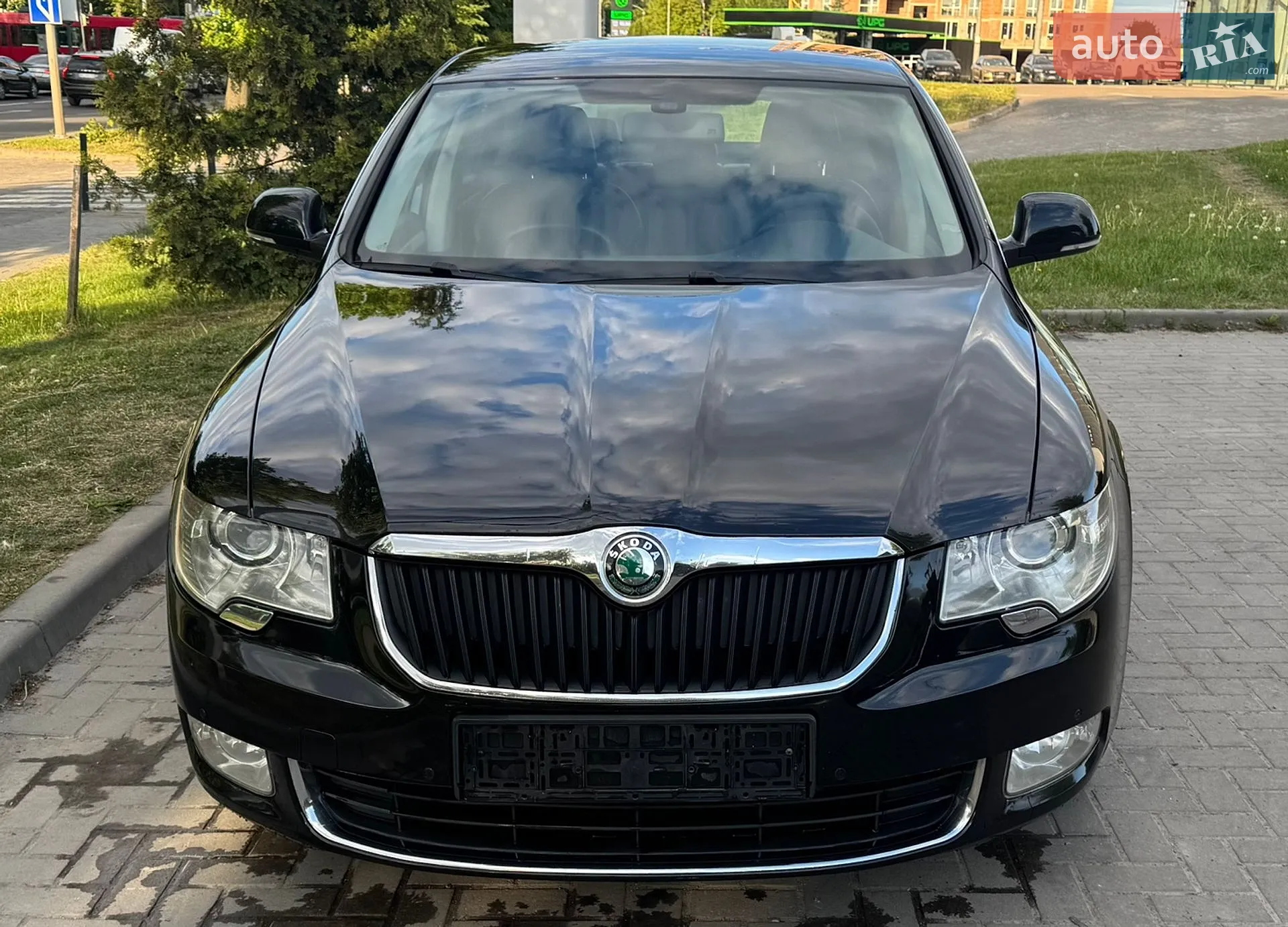 2011 Skoda Superb - фото 1
