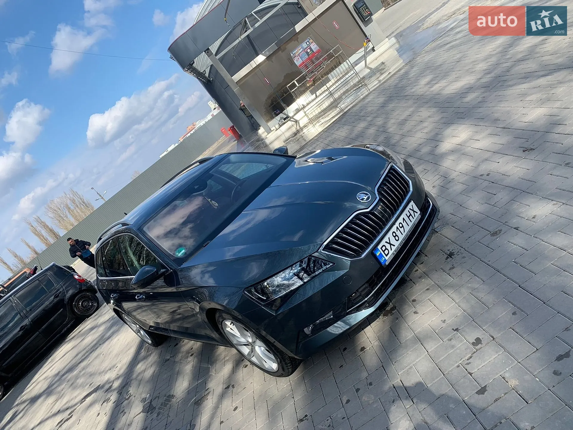 2016 Skoda Superb - мініатюра 8