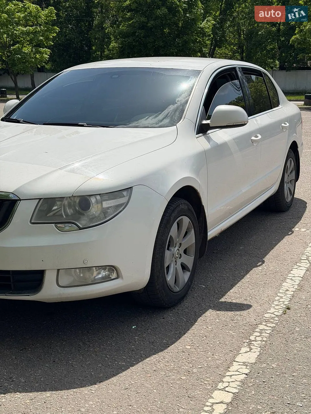 2010 Skoda Superb - мініатюра 4