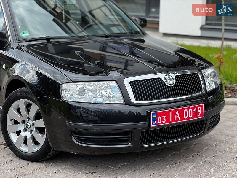 Лифтбек Skoda Superb 2004 в Тернополе