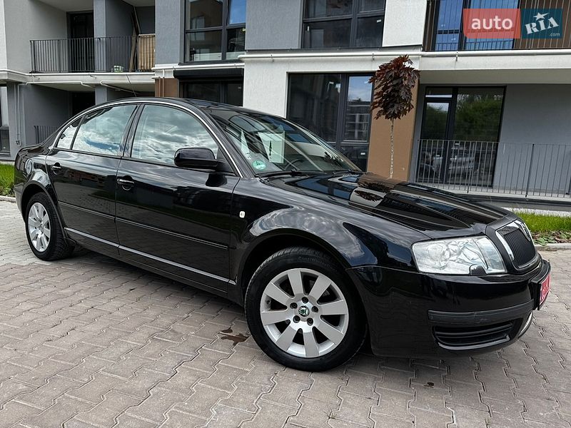 Лифтбек Skoda Superb 2004 в Тернополе