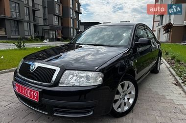 Лифтбек Skoda Superb 2004 в Тернополе