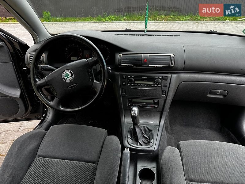 Лифтбек Skoda Superb 2004 в Тернополе