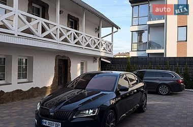 Лифтбек Skoda Superb 2016 в Ровно