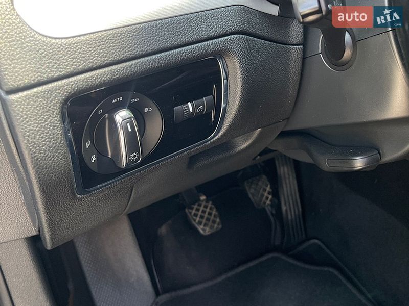 Універсал Skoda Superb 2012 в Луцьку