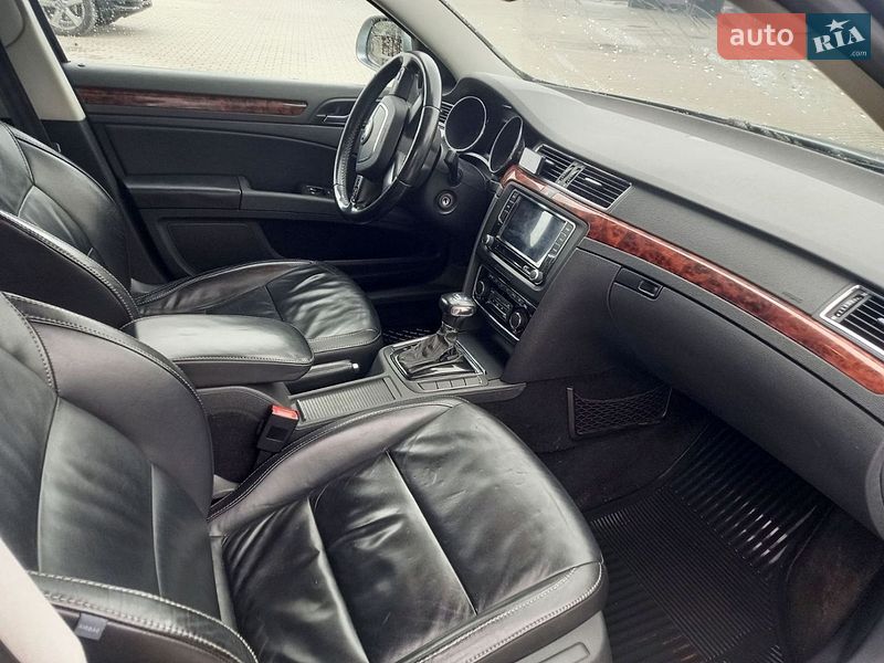 Лифтбек Skoda Superb 2009 в Львове