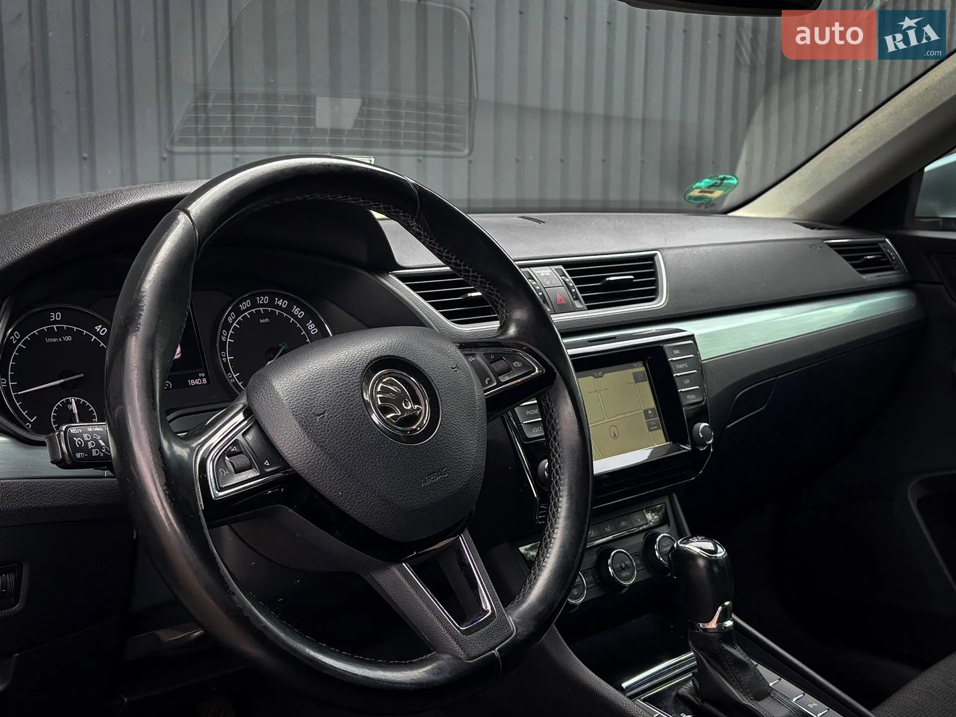 2016 Skoda Superb - мініатюра 8