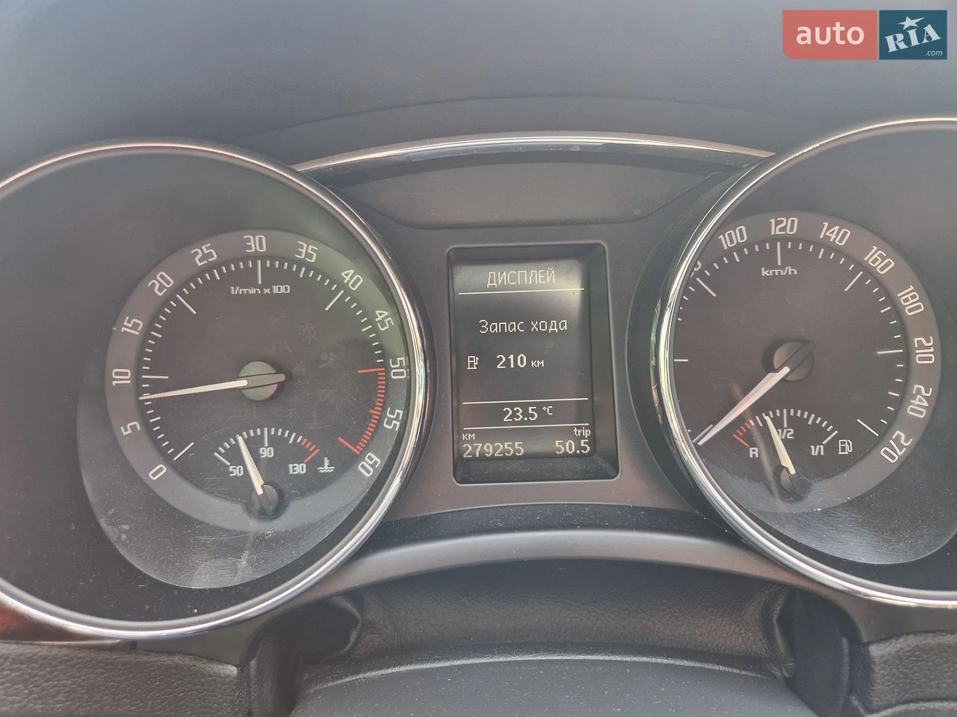 2011 Skoda Superb - мініатюра 12