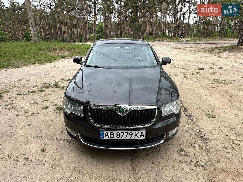 Лифтбек Skoda Superb 2009 в Чернигове