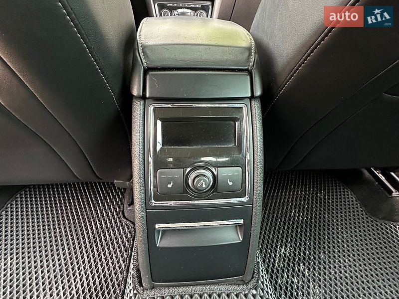 Лифтбек Skoda Superb 2009 в Чернигове