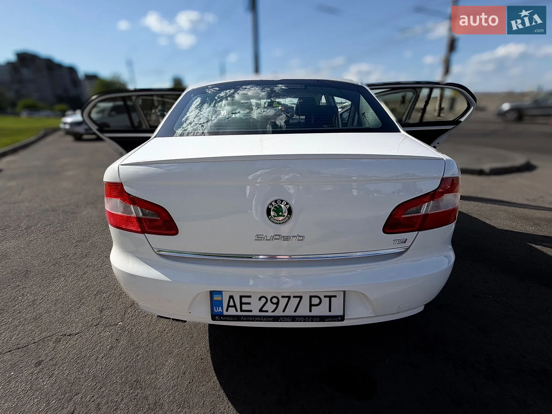 2011 Skoda Superb - мініатюра 6