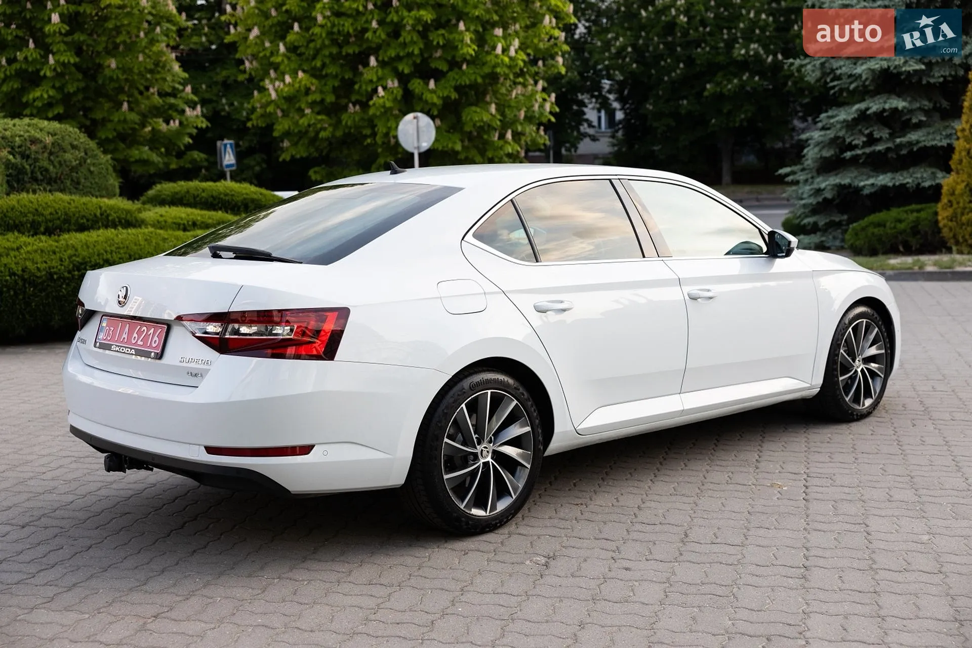 2017 Skoda Superb - мініатюра 11