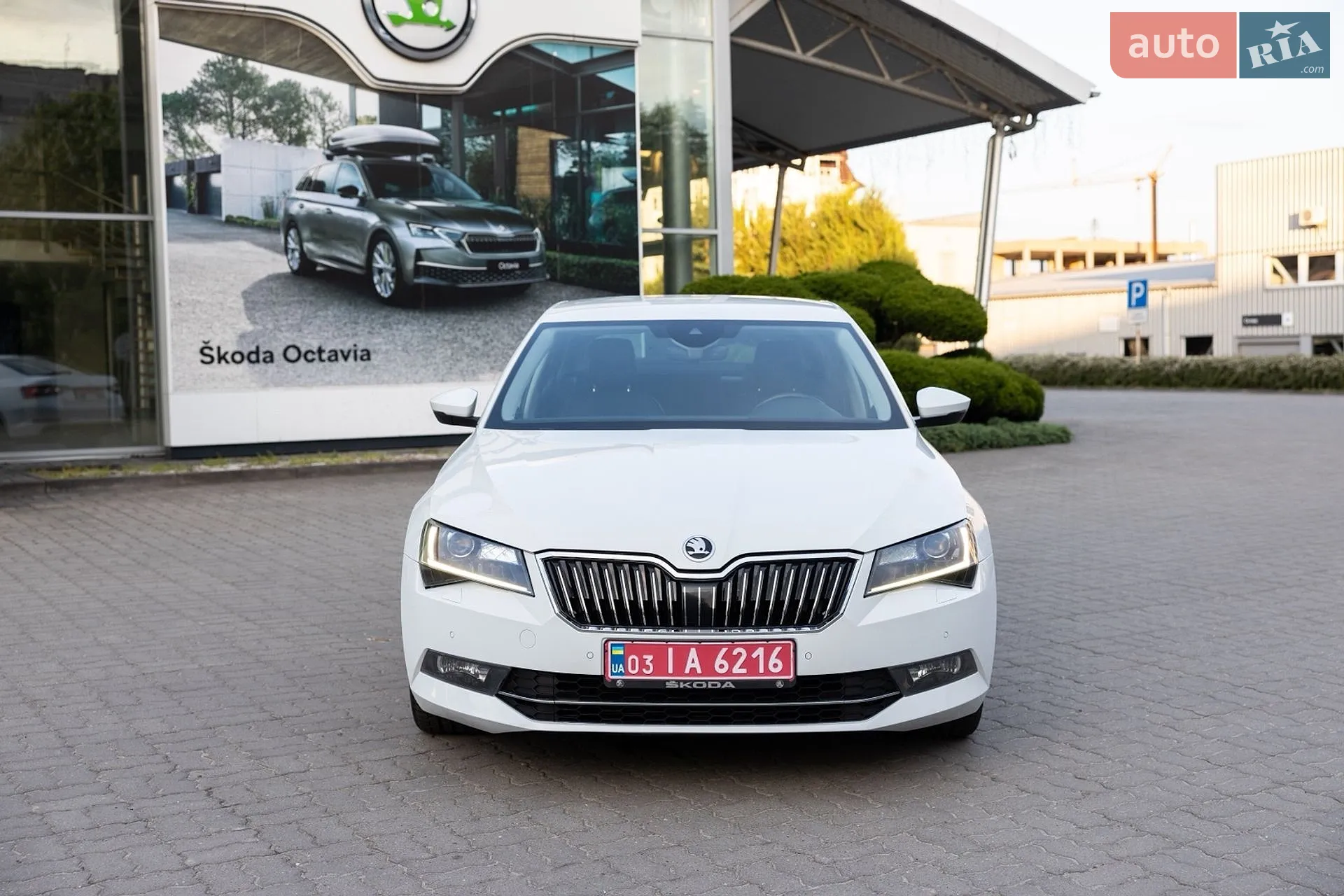 2017 Skoda Superb - мініатюра 15