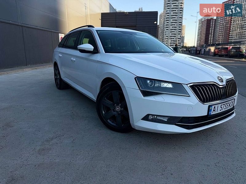 Универсал Skoda Superb 2016 в Киеве