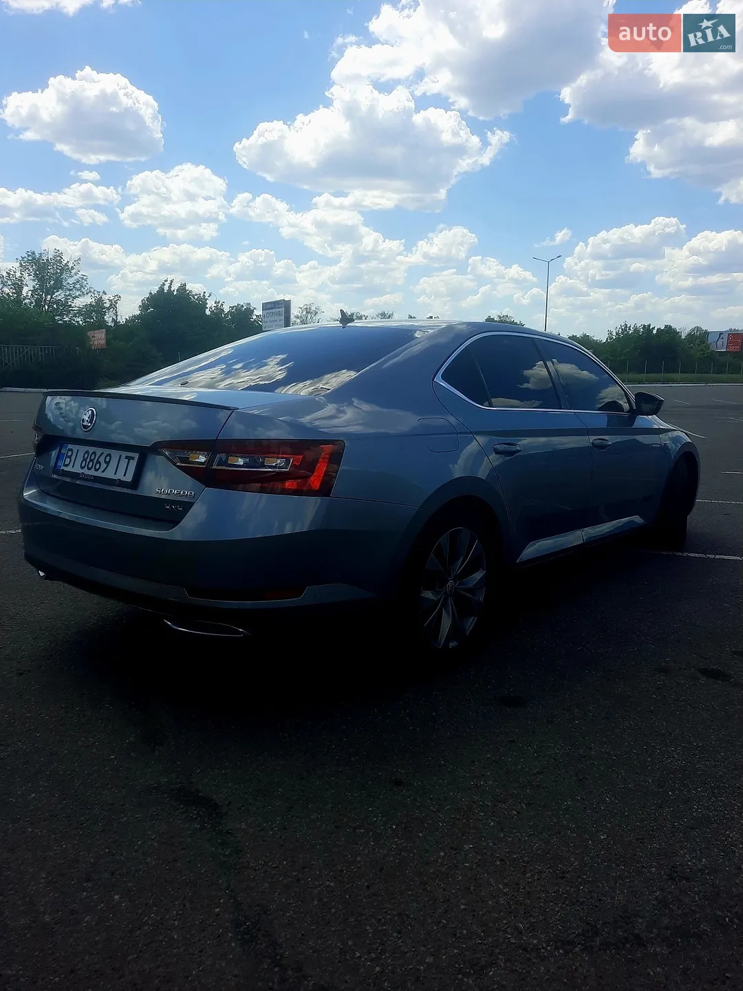 2017 Skoda Superb - мініатюра 12