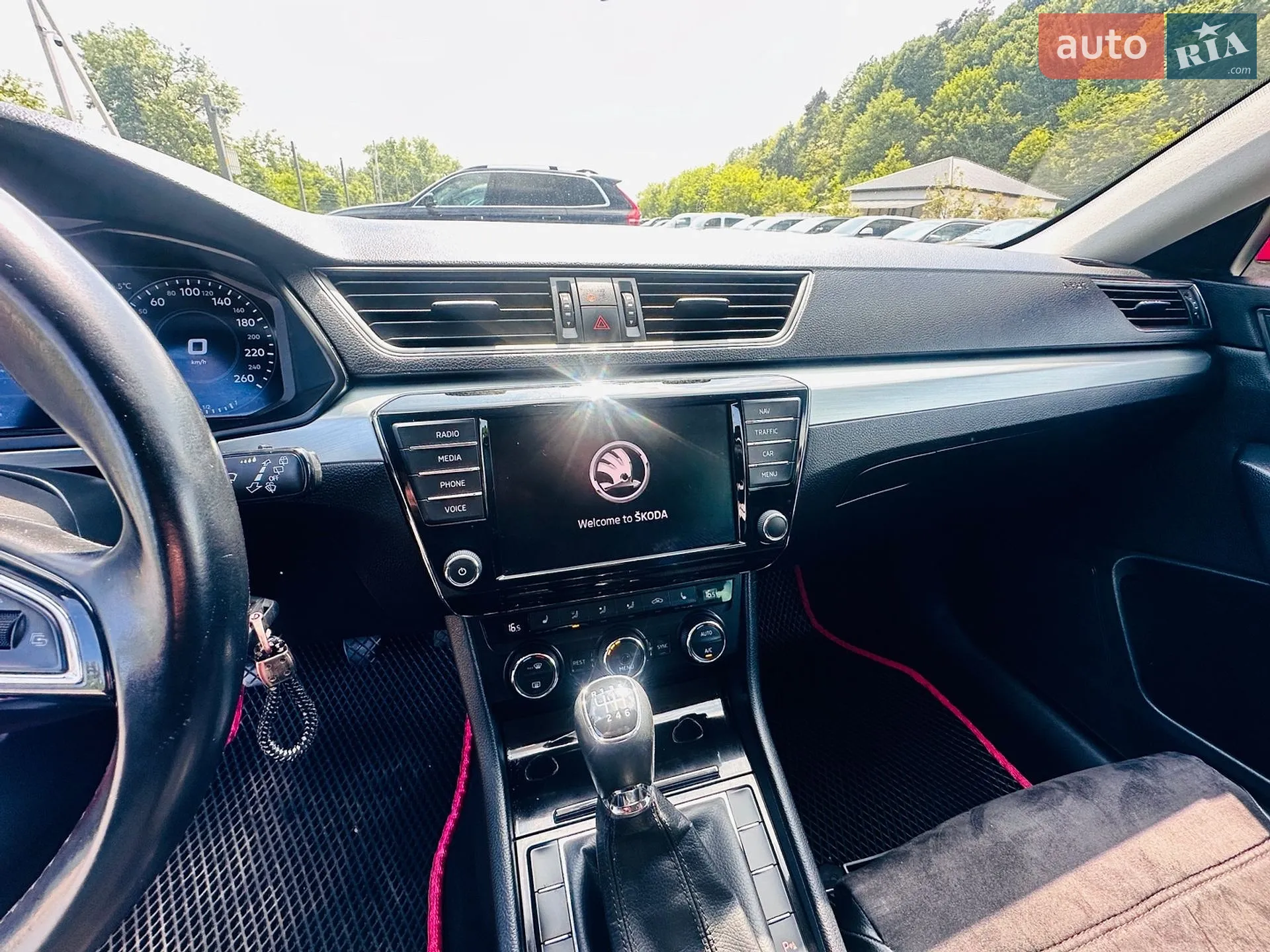 2015 Skoda Superb - мініатюра 49