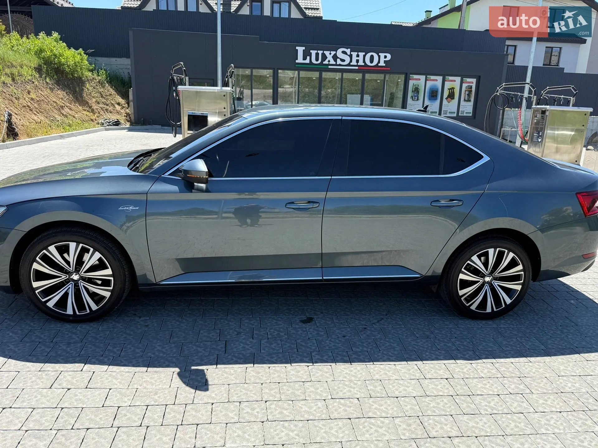 2019 Skoda Superb - мініатюра 8