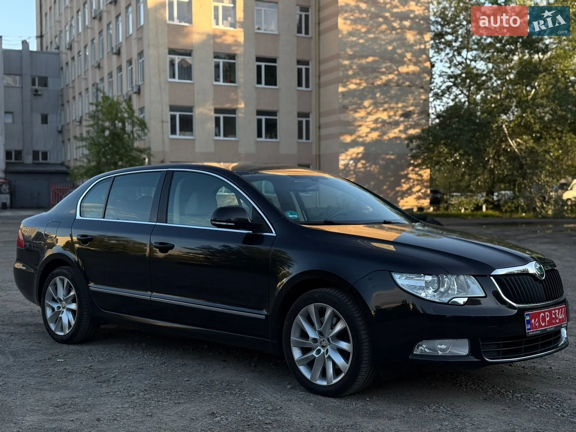 2012 Skoda Superb - фото 1